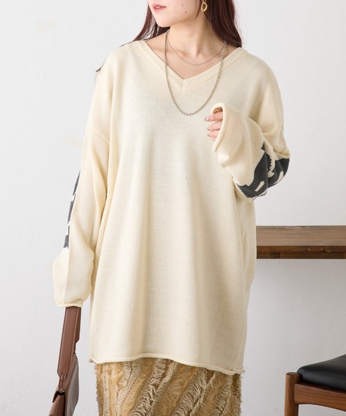 continuer de NICE CLAUP(コンティニューデナイスクラップ)の「【前後2Way】ロゴビッグニット(ニット/セーター・レディース・チャコールグレー/トップグレー/アイボリー・FREE)」の16枚目の写真