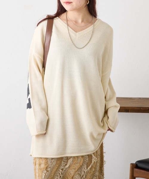 continuer de NICE CLAUP(コンティニューデナイスクラップ)の「【前後2Way】ロゴビッグニット(ニット/セーター・レディース・チャコールグレー/トップグレー/アイボリー・FREE)」の15枚目の写真