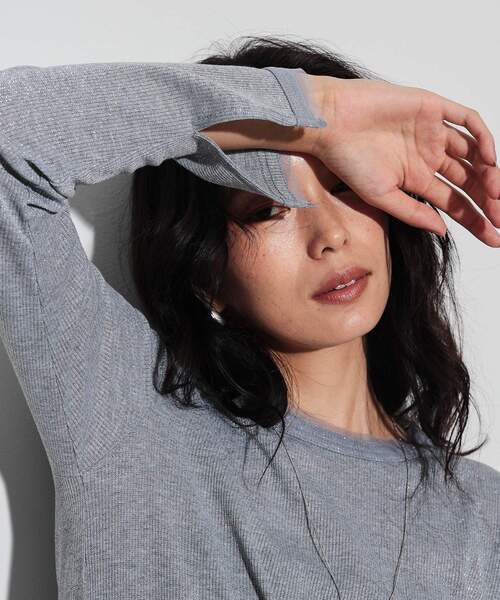 GALLEST(ギャレスト)の「◆ラメリブカットソートップス(Tシャツ/カットソー・レディース・ブラック/グレー/オフホワイト・38)」の9枚目の写真