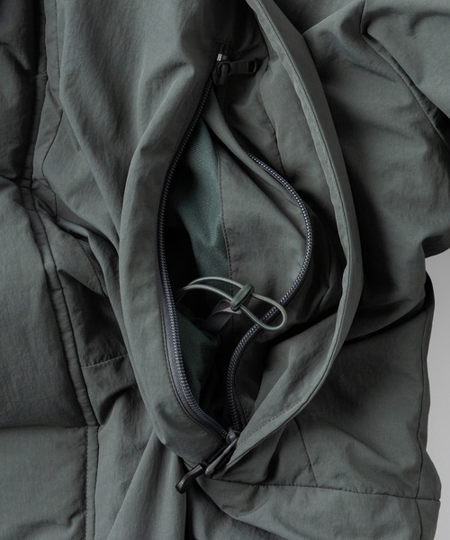 WILD THINGS（ワイルドシングス）の「WILD THINGS/ワイルドシングス MONSTER PARKA TYPE2 モンスターパーカータイプ2（ダウンジャケット/コート・メンズ・ブラック/グレー・L/M/XL）」の5枚目の写真