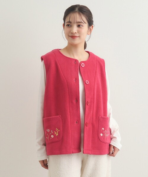 LAURA ASHLEY（ローラアシュレイ）の「【一部店舗限定】クロスウェル柄 フリースルームベスト（ベスト・レディース・アイボリー系/ネイビー系/ワイン系・00）」の3枚目の写真