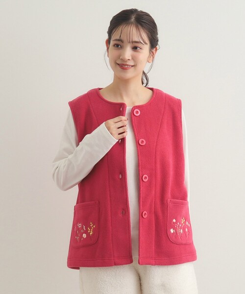 LAURA ASHLEY（ローラアシュレイ）の「【一部店舗限定】クロスウェル柄 フリースルームベスト（ベスト・レディース・アイボリー系/ネイビー系/ワイン系・00）」の10枚目の写真