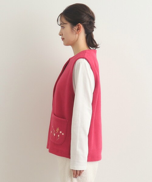 LAURA ASHLEY（ローラアシュレイ）の「【一部店舗限定】クロスウェル柄 フリースルームベスト（ベスト・レディース・アイボリー系/ネイビー系/ワイン系・00）」の20枚目の写真