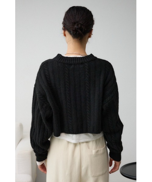 AZUL by moussy（アズールバイマウジー）の「ショートケーブルニットトップス（ニット/セーター・レディース・ブルー/杢グレー/ライトベージュ/ピンク/ライトグレー/アイボリー/ブラック・FREE）」の13枚目の写真