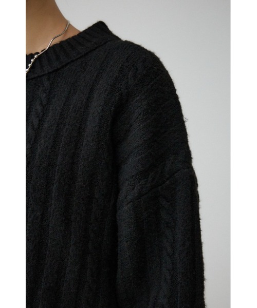 AZUL by moussy（アズールバイマウジー）の「ショートケーブルニットトップス（ニット/セーター・レディース・ブルー/杢グレー/ライトベージュ/ピンク/ライトグレー/アイボリー/ブラック・FREE）」の15枚目の写真