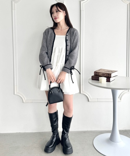 Loueme（ルエム）の「リボンスリーブ配色ニットカーディガン（カーディガン/ボレロ・レディース・グレー/ブラウン/アイボリー・FREE）」の13枚目の写真