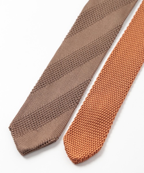 CROWDED CLOSET（クラウデッドクローゼット）の「ポインテッドシャドーストライプニットタイ（ネクタイ・メンズ・ネイビー/ブラック/ブラウン・FREE）」の6枚目の写真