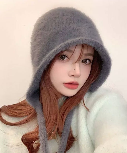 VIBGYOR Women（ヴィブジョー　ウィメン）の「【urge select】シャギー フライト ニットキャップ【10色展開】（ニットキャップ/ビーニー・レディース・ベビーピンク/ライトブルー/ブラック/アイボリー/レッド/グリーン/ホワイト/チャコール/ブルー/ブラウン・FREE）」の5枚目の写真