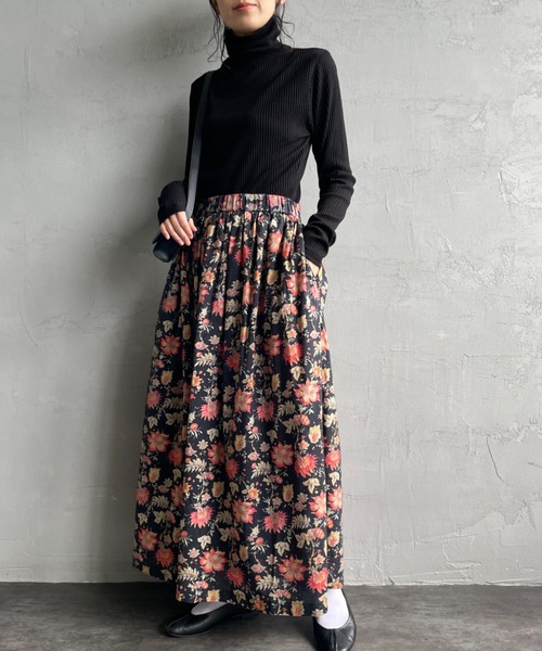 soil（ソイル）の「[SOIL/ソイル] 60'Sキャンブリック フラワープリント ギャザースカート（スカート・レディース・ブラック/ベージュ・2）」の3枚目の写真