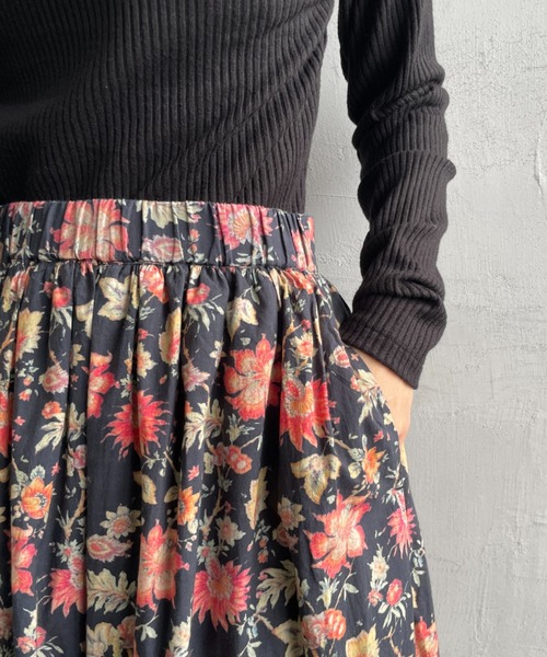 soil（ソイル）の「[SOIL/ソイル] 60'Sキャンブリック フラワープリント ギャザースカート（スカート・レディース・ブラック/ベージュ・2）」の13枚目の写真