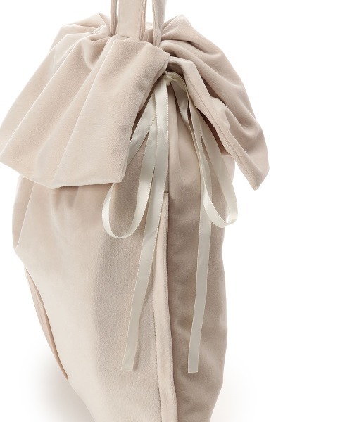 & chouette（アンドシュエット）の「ベロア調 巾着トートバッグ（トートバッグ・レディース・オレンジ/グリーン/ワインレッド/ピンク/ライトブルー/グレー/オフホワイト・FREE）」の13枚目の写真