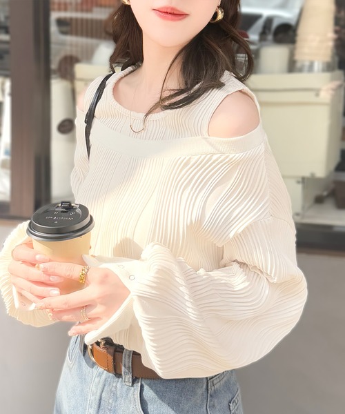 classicalelf（クラシカルエルフ）の「一枚で完成度MAX。フェイクレイヤードオフショルウェーブ柄ジャガードトップス(長袖)（Tシャツ/カットソー・レディース・アイボリー/チャコール/ブラック・X-LARGE/SMALL/MEDIUM/LARGE）」の6枚目の写真