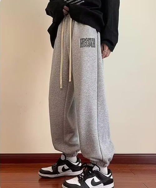 link lot(リンクロット)の「ワンポイントスウェットパンツ(スウェットパンツ・メンズ・グレー/ブラック・L/M)」の1枚目の写真