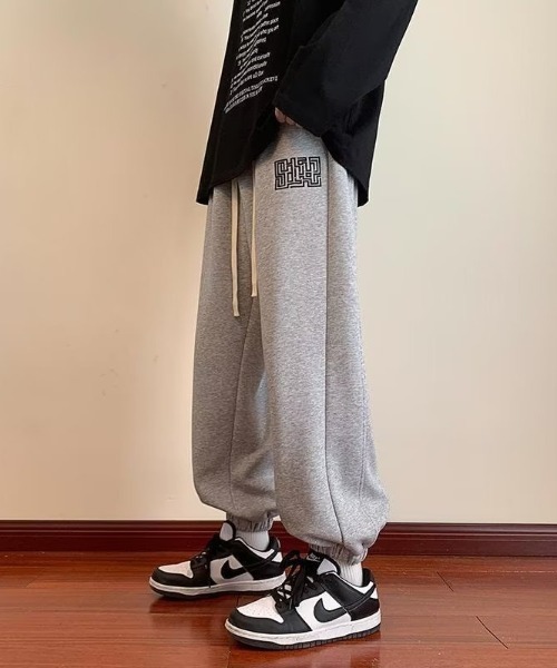 link lot(リンクロット)の「ワンポイントスウェットパンツ(スウェットパンツ・メンズ・グレー/ブラック・L/M)」の4枚目の写真