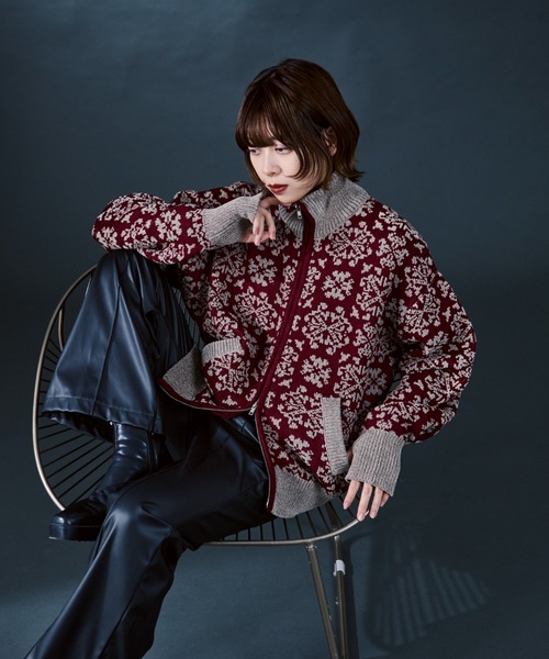 Ellno Loset（エルノロゼット）の「ダマスクモールJQZIPニット/フィンガーホール付き（ニット/セーター・メンズ・ボルドー/ブラック・SMALL/LARGE/MEDIUM）」の18枚目の写真