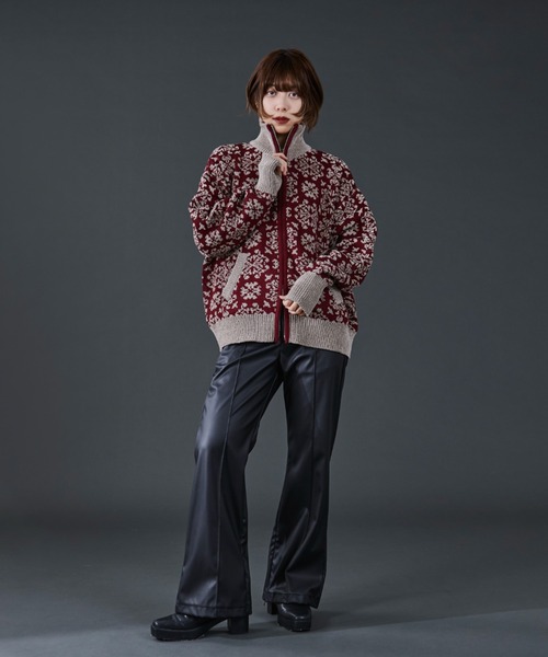 Ellno Loset（エルノロゼット）の「ダマスクモールJQZIPニット/フィンガーホール付き（ニット/セーター・メンズ・ボルドー/ブラック・SMALL/LARGE/MEDIUM）」の19枚目の写真