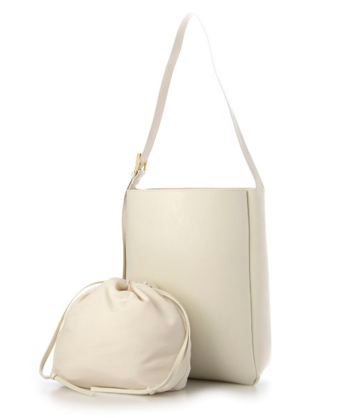 cache cache（カシュ カシュ）の「カシュカシュ cachecache / アシンメトリーバックル付きホーボーバッグ（ショルダーバッグ・レディース・イエロー/アイボリー/ブラック・FREE）」の13枚目の写真