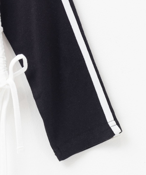 RICH MIX(リッチミックス)の「RICHMIX レースアップ長袖Tシャツ(Tシャツ/カットソー・キッズ・ブラウン系/ブラック系・130/140/150/160)」の20枚目の写真