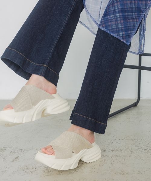 JEANASIS（ジーナシス）の「クロスラメニットサンダル/323119（サンダル・レディース・ブラック系その他/オレンジ系その他/ホワイト系その他・MEDIUM/LARGE）」の8枚目の写真