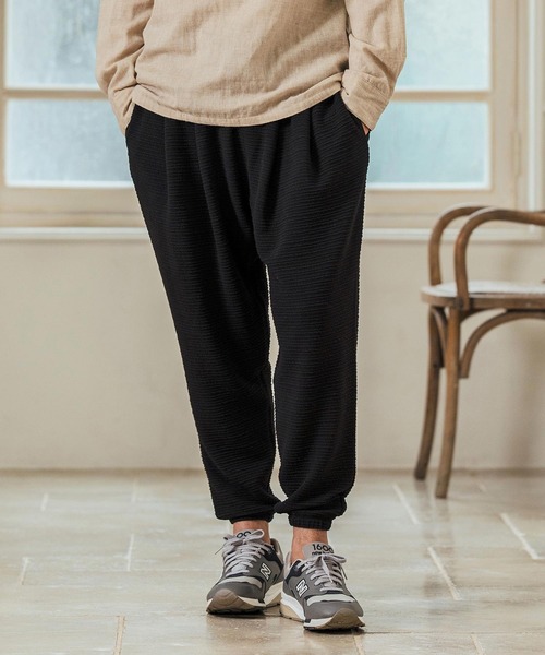 Magine(マージン)の「mp13234- Deformed Knitting Jacquard Tapered Pants ジャガードテーパードパンツ(その他パンツ・メンズ・チャコールグレー/ブラック/ミックスグレー・44/46/48)」の4枚目の写真