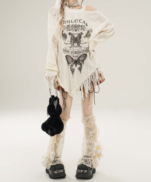 HOOK(フック)の「【HOOK】for girls アシンメトリーバタフライフリンジカットソー(Tシャツ/カットソー・レディース・ブルー/ブラック/ベージュ・SMALL/MEDIUM)」の13枚目の写真