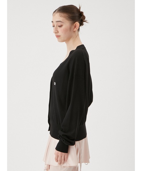 FURFUR（ファーファー）の「ロゴ刺繍Vネックカーディガン（カーディガン/ボレロ・レディース・ブラック/グレー/ピンク/ターコイズブルー・FREE）」の7枚目の写真