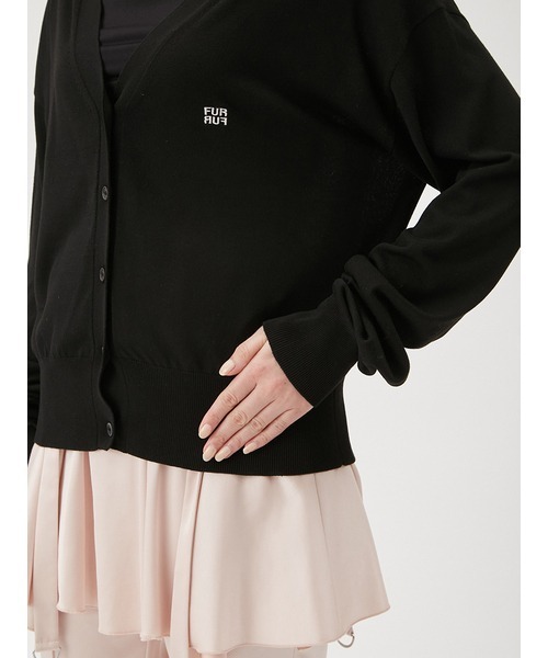 FURFUR（ファーファー）の「ロゴ刺繍Vネックカーディガン（カーディガン/ボレロ・レディース・ブラック/グレー/ピンク/ターコイズブルー・FREE）」の11枚目の写真