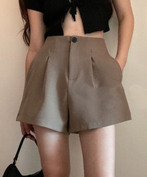 M2SUQARED（エムツースクエア）の「【M2SUQARED/エムツースクエア】タックショートパンツ（その他パンツ）」