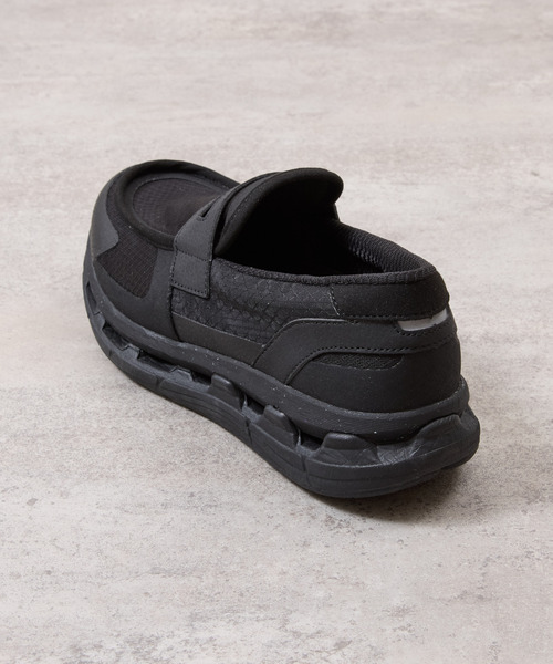 MOISTHROUGH360 通気防水 全天候型スニーカー（ローファー） MOISTHROUGH360 モイスルー360 / HOBALIPS 特許取得・通気防水