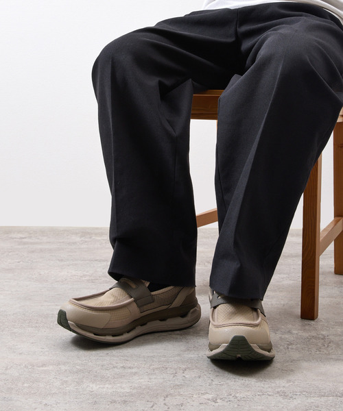 MOISTHROUGH360 通気防水 全天候型スニーカー（ローファー） MOISTHROUGH360 通気防水 全天候型スニーカー（ローファー