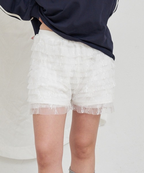 RAY CASSIN（レイカズン）の「レースフリルティアードミニスカパン（その他パンツ・レディース・グレー系その他2/ホワイト/ホワイト系その他2・FREE）」の2枚目の写真