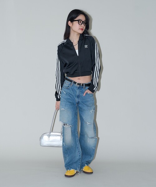 adidas（アディダス）の「adidas/アディダス アディカラー サテン トラックトップ　限定展開（カーディガン/ボレロ・レディース・ブラック・LARGE/MEDIUM）」の7枚目の写真