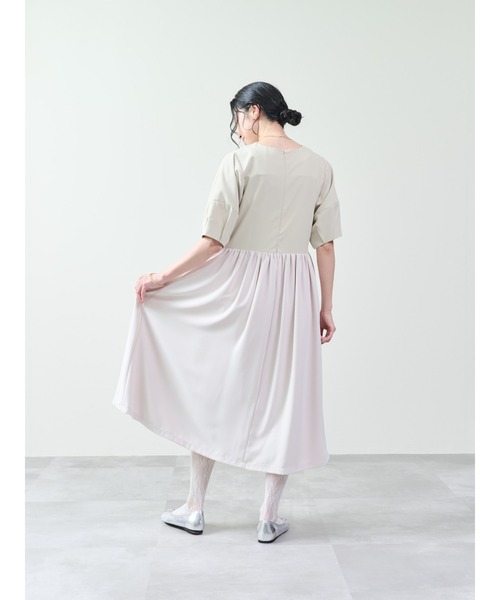 DOLLUPOOPS（ドールアップウップス）の「配色パイピングパネルフレアワンピース（ワンピース・レディース・ベージュ/ブラック・38）」の4枚目の写真