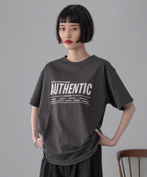 LOWRYS FARM(ローリーズファーム)の「アソートロゴTEE 288814(Tシャツ/カットソー・レディース・オフホワイト/グレー/チャコールグレー/ブルー・FREE)」の2枚目の写真