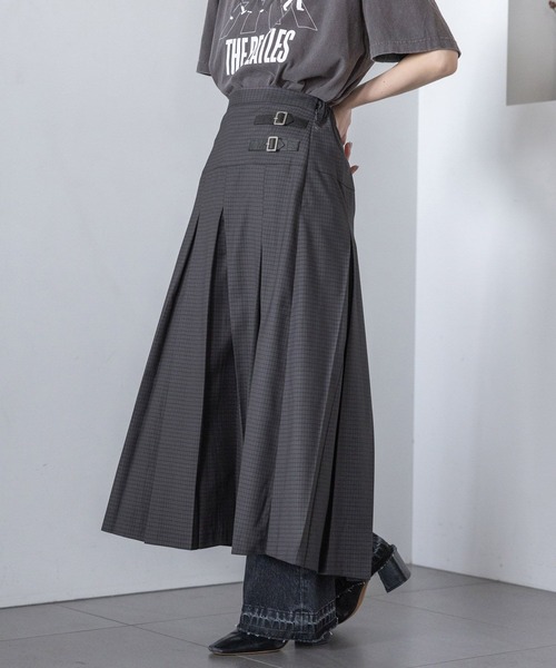 RAGEBLUE（レイジブルー）の「Wベルト/チェックプリーツミディスカート（スカート・レディース・グレー/グリーン/ブルー・FREE）」の9枚目の写真