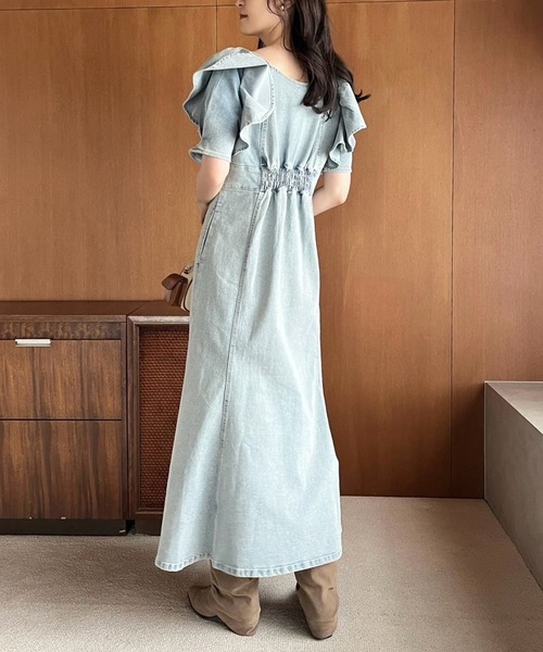 one after another NICE CLAUP(ワンアフターアナザーナイスクラップ)の「美シルエットデニムロングワンピース(ワンピース・レディース・ライトブルー/ネイビー・FREE)」の18枚目の写真