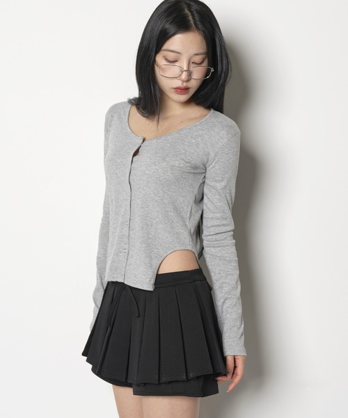 FOLLOWIN（フォロウィン）の「[FLW MADE]シルバーボタンサイドスリットスリムリブTシャツカットソーカーディガン（Tシャツ/カットソー・レディース・ブラック/ホワイト/グレー・FREE）」の5枚目の写真