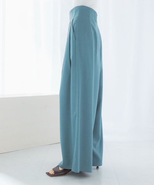 URBAN RESEARCH ROSSO WOMEN(アーバンリサーチ ロッソ)の「ハイウエストワイドパンツ(その他パンツ・レディース・ライトベージュ/ブルー・38/36)」の4枚目の写真