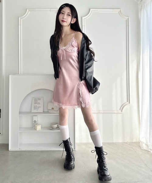 Loueme(ルエム)の「スリットレースランジェリーキャミワンピース(ワンピース・レディース・ホワイト/ブラック/ピンク・FREE)」の12枚目の写真