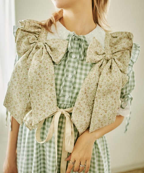 kutir（クティール）の「【クティールとレトロ】SET着用可　2WAYフリルリボンハーネス（その他トップス・レディース・グリーン/アイボリー/ブルー/ベージュ/ブルー系その他/ブラック/パープル/オレンジ/レッド/ダークグリーン・FREE）」の4枚目の写真