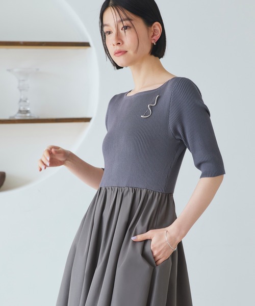 RUIRUE BOUTIQUE（ルイルエブティック）の「洗える ストレッチ ｜ リブニット & ギャザースカート コンビワンピース ｜ レディース おしゃれ きれいめ 半袖 無地 オフィスカジュアル 通勤服 ニットワンピース（ワンピース・レディース・ネイビー/グレー/ブラック・M/S/LL/L）」の13枚目の写真