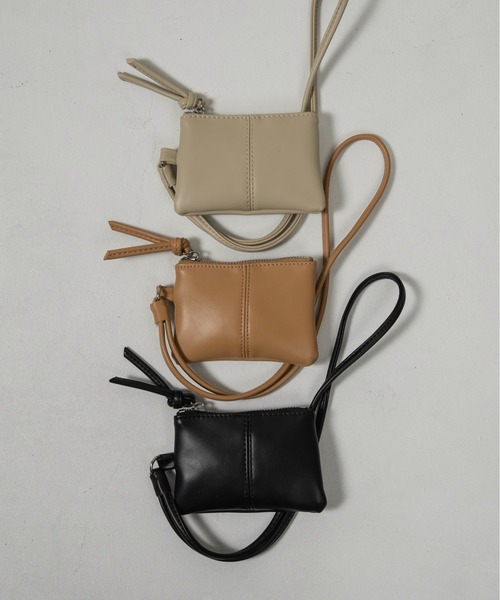 lawgy(ラウジー)の「center stitch mini bag / センターステッチミニバッグ(エコバッグ/サブバッグ・レディース・ブラック/アイボリー/キャメル・FREE)」の2枚目の写真