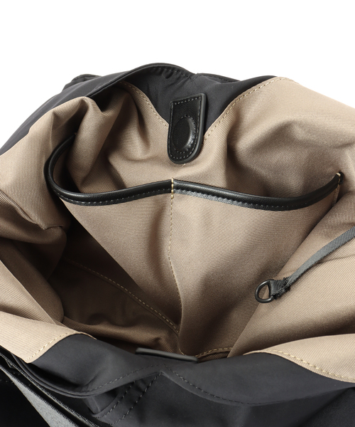 story.(ストーリー)の「Story. / ストーリーTRIANGLE ナイロントート(トートバッグ・レディース・ブラック・FREE)」の8枚目の写真