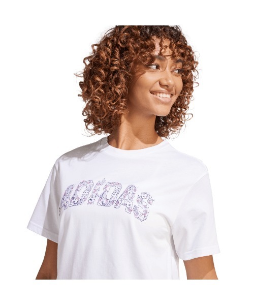 adidas(アディダス)の「アディダス adidas Tech Illustrate Graphic 半袖Tシャツ(Tシャツ/カットソー・レディース・ライトグレー/アイボリー・M/L)」の5枚目の写真