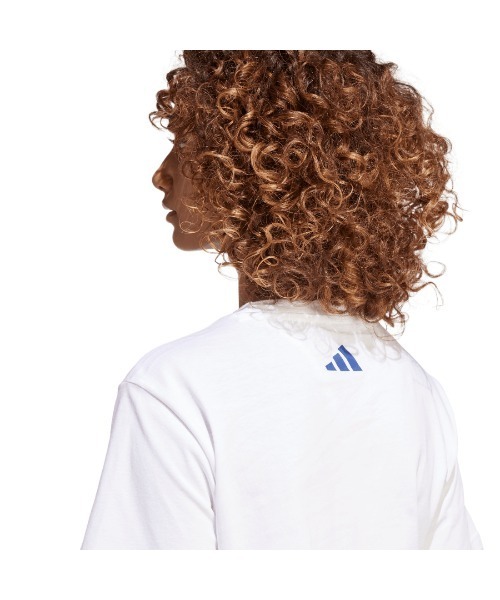 adidas(アディダス)の「アディダス adidas Tech Illustrate Graphic 半袖Tシャツ(Tシャツ/カットソー・レディース・ライトグレー/アイボリー・M/L)」の6枚目の写真