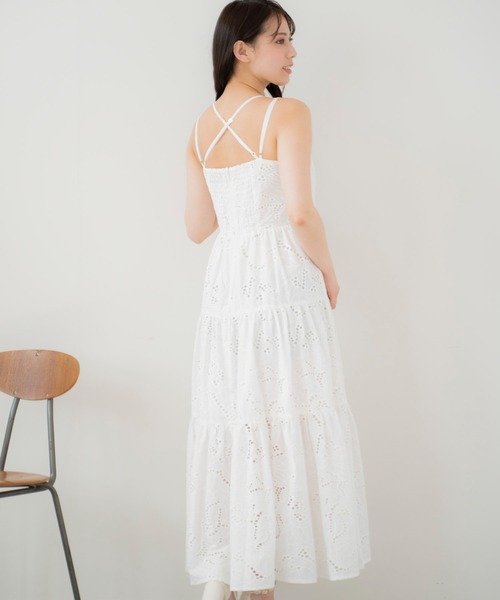 NOELA（ノエラ）の「【15周年】エンブロイダリーレースキャミワンピ（ワンピース・レディース・オフホワイト/ブラック/サックスブルー・S/M）」の21枚目の写真