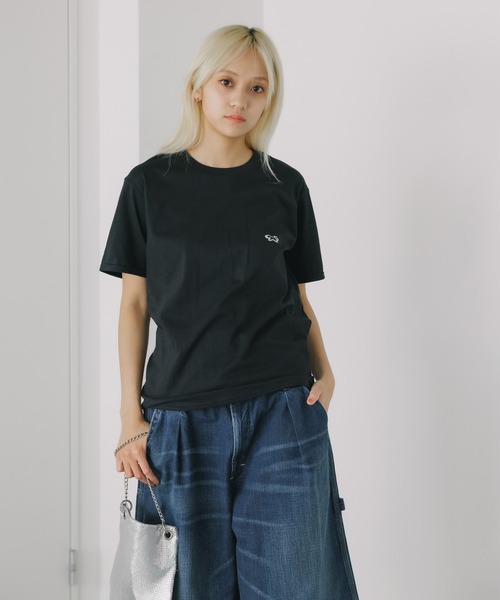 PENNEYS(ぺニーズ)の「【ROOPTOKYO別注】PENNEYS/ペニーズ THE FOX BASIC CREW SS TEE ロゴ ワッペン刺繍 半袖TEE(Tシャツ/カットソー・メンズ・ネイビー/サンドベージュ/ブラック/ライトピンク/ホワイト・S/L/M/XL)」の2枚目の写真