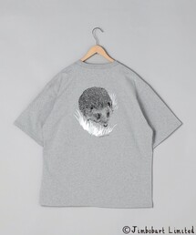 Jimbobart（ジムボバート）の「The gift shop（ザ・ギフト・ショップ）×Jimbobart（ジムボバート）別注プリントTシャツ（Tシャツ/カットソー）」