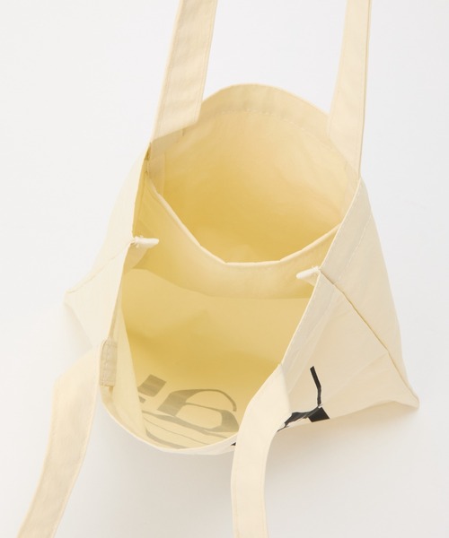 COLONY 2139(コロニートゥーワンスリーナイン)の「ナイロンミニトートバッグ(トートバッグ・レディース・アイボリー/サックスブルー/モカ・FREE)」の13枚目の写真