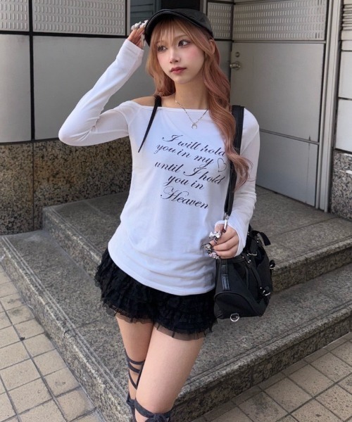 XU(エックスユー)の「【Never mind the XU】belt shoulder bag / 【ネバーマインド ザ エックスユー】ベルトショルダーバッグ(ショルダーバッグ・レディース・ブラウン/ブラック・ONE SIZE)」の16枚目の写真